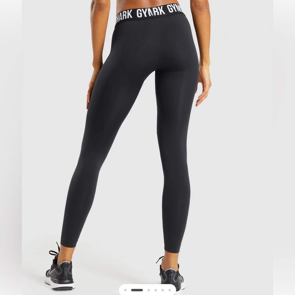 NWOT Gymshark Fit Seamless Leggings Black/White Size L - Picture 2 of 6